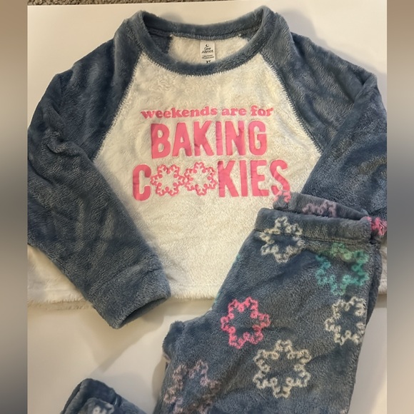 Just Girls Bundles Clothes, Shoes, Toys and more 🎀 - Picture 6 of 16